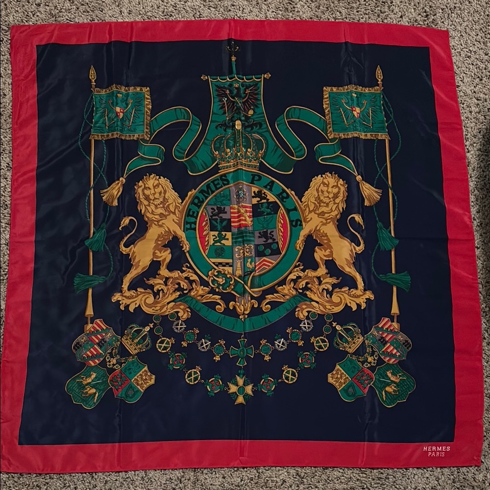 Authentic Vintage Hermès Paris Lion Crest Silk Scarf. 35”x35” - Picture 1 of 5